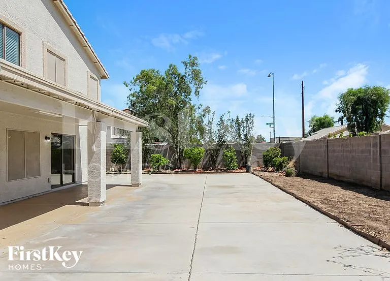 7159 W Stella Ave — Photo 18