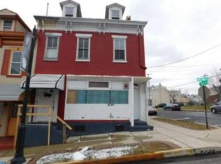 246 Chestnut St, West Reading, PA 19611