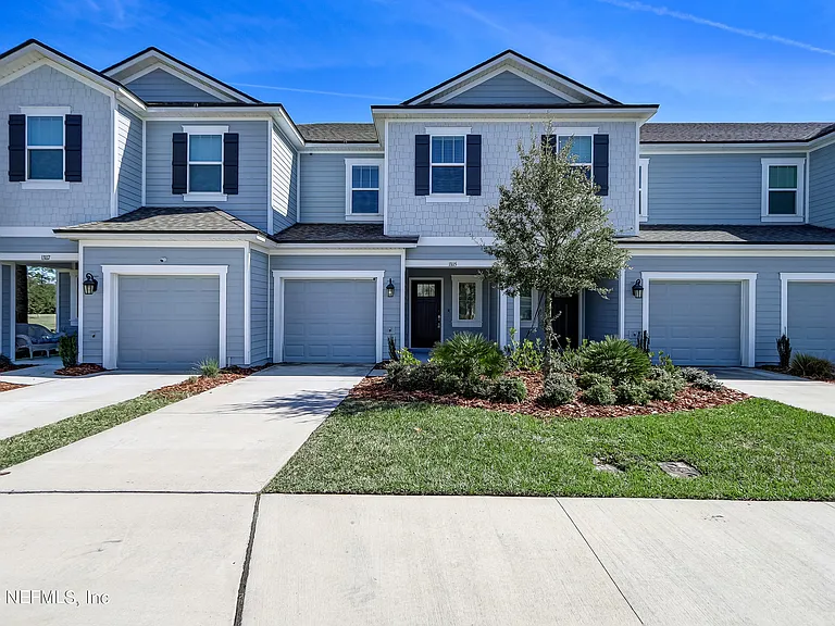 13115 Annies Walk Dr — Photo 1