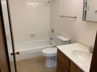 135 Prospect St APT C2, Auburn, NY 13021