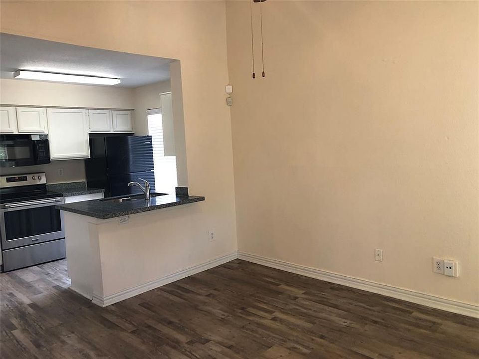 1st image of 3900 Woodchase Dr APT 84