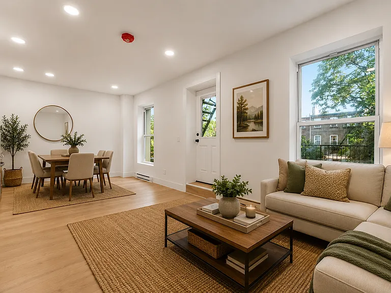 76 Carroll St #3 — Photo 2