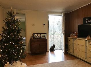 125 Dexter Dr, Ewing, VA 24248