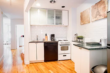 Rented by ER (DO NOT USE)