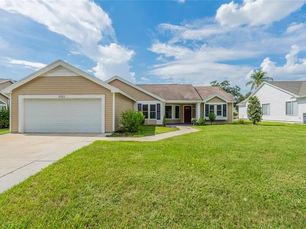 3321 Silverpond Dr, Plant City, FL 33566