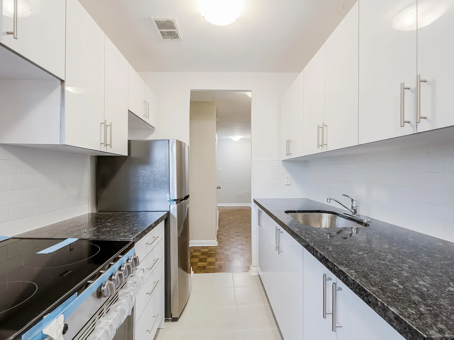 225 Cosburn Ave — Photo 3
