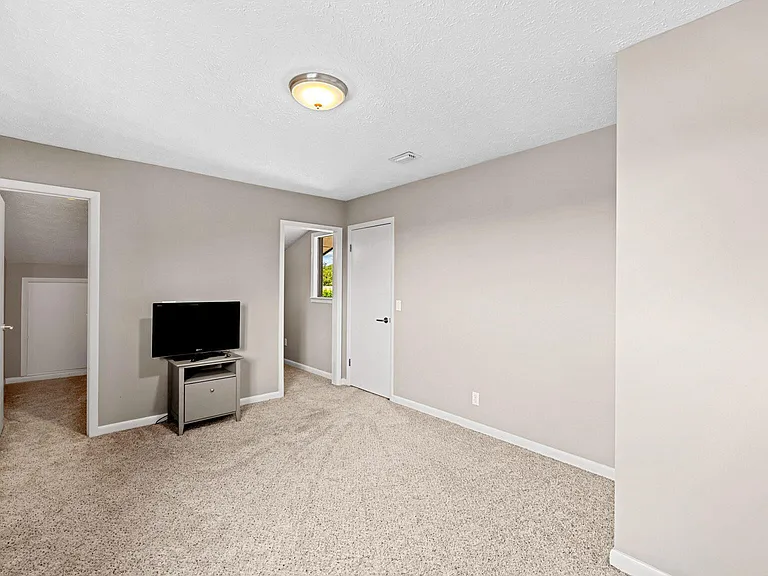 134 Marlin Cir — Photo 27