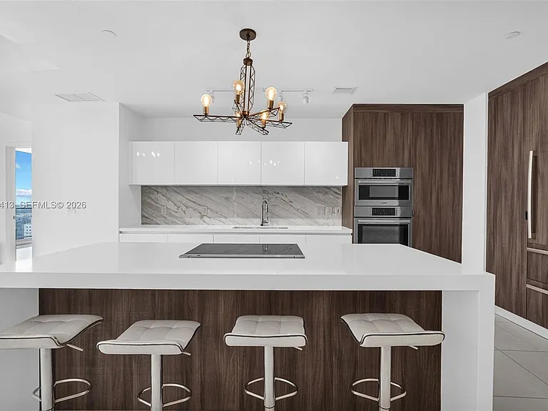 851 NE 1st Ave — Photo 7