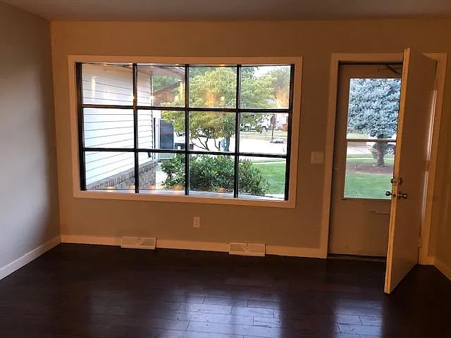 3 bed, 1500 sqft, $2,500 — Photo 4