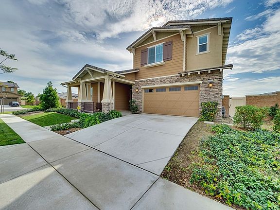 3rd image of 6453 Albion Ct