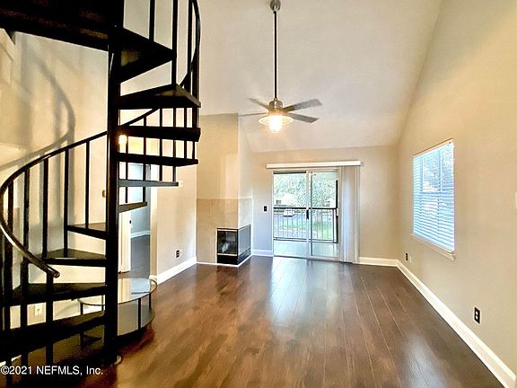 3rd image of 29 Arbor Club Dr Unit 209