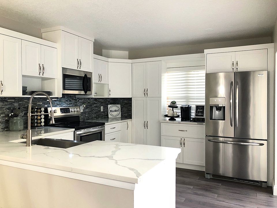 1st image of 2882 SW Lakemont Pl