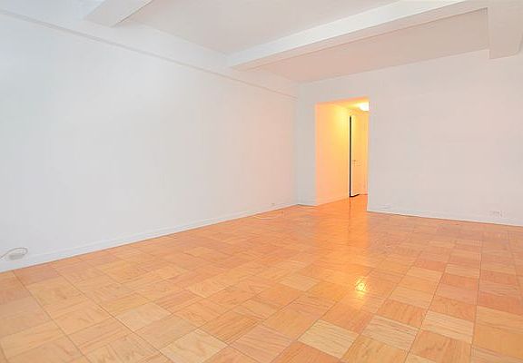 3rd image of 108 E 38th St APT 509