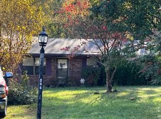 206 Lazy Ln, Pigeon Forge, TN 37863