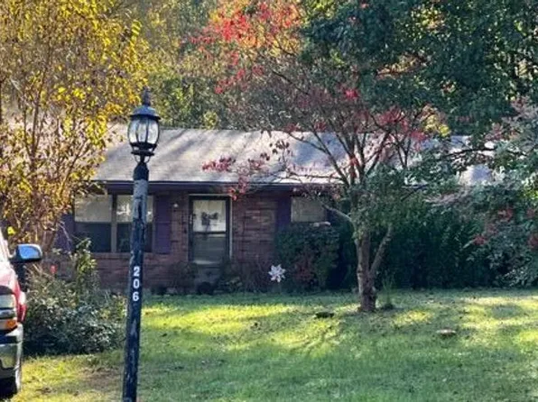 206 Lazy Ln, Pigeon Forge, TN 37863