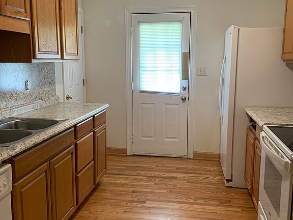 4th image of 328 Pervie Bolick St