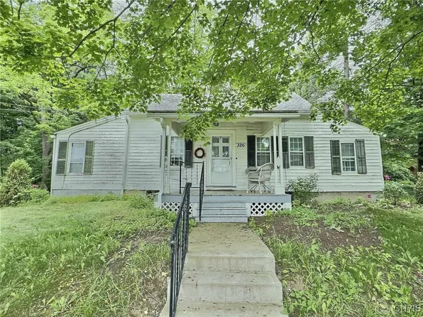 326 Main St, Aurora, NY 13026