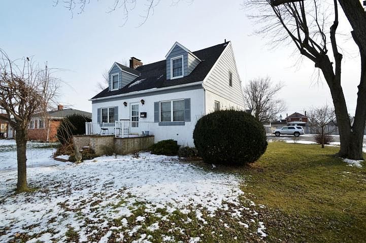 1st image of 1751 Irwin Ave