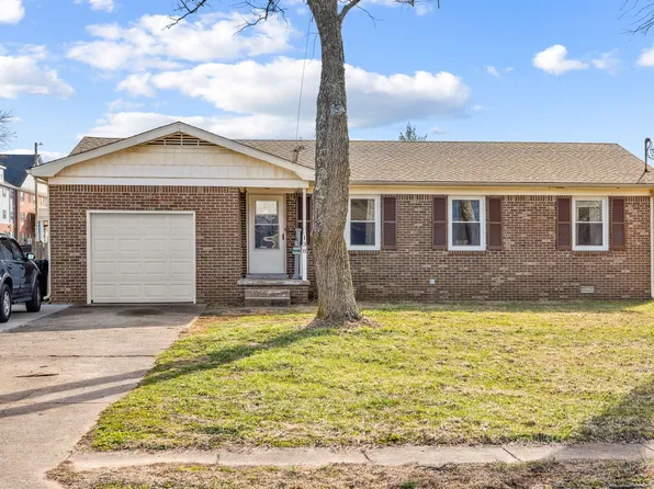 138 Boxwood Dr, Hopkinsville, KY 42240