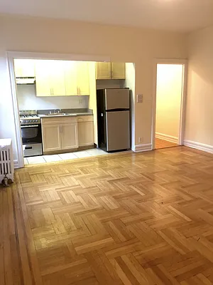 Rented by Silverstreet RE LLC | media 8