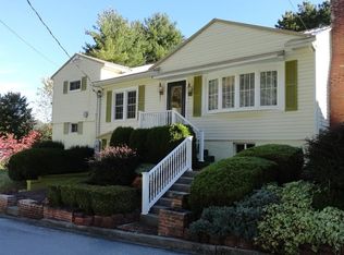 312 Circle Dr, Bluefield, VA 24605