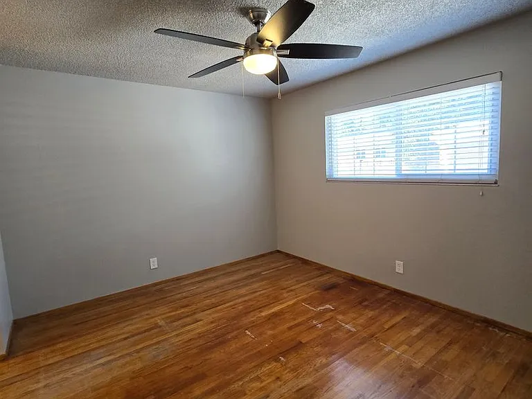 10641 Epic Ct — Photo 20