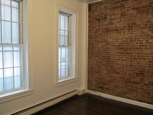 Rented by Aimee Grodanz, LREB | media 21