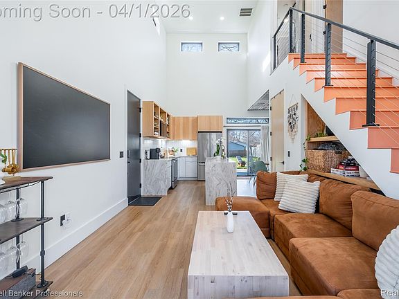 4th image of 2407 Pollard Rd N