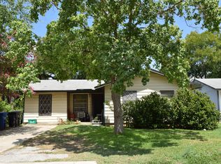 5935 McDavitt Rd, San Antonio, TX 78227