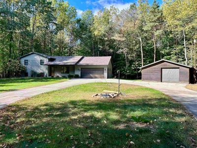 3356 Spur Ln, Green Bay, WI, 54313