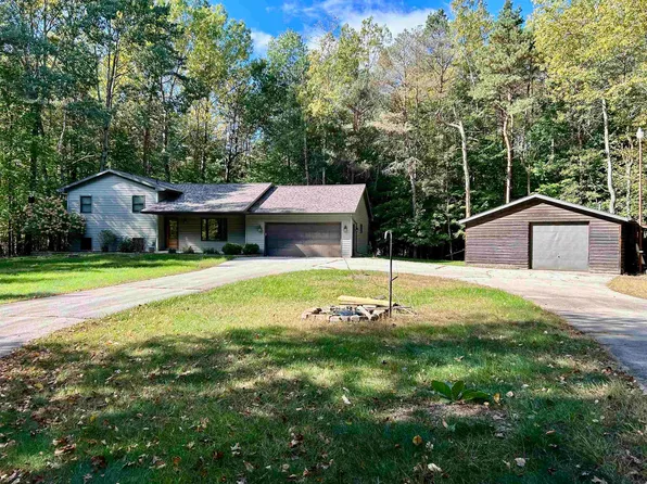 3356 Spur Ln, Green Bay, WI 54313