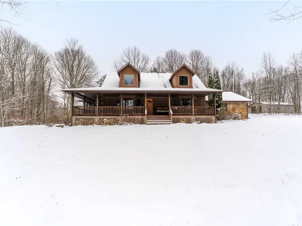 17 Farm Ln, Ohiopyle, PA 15470