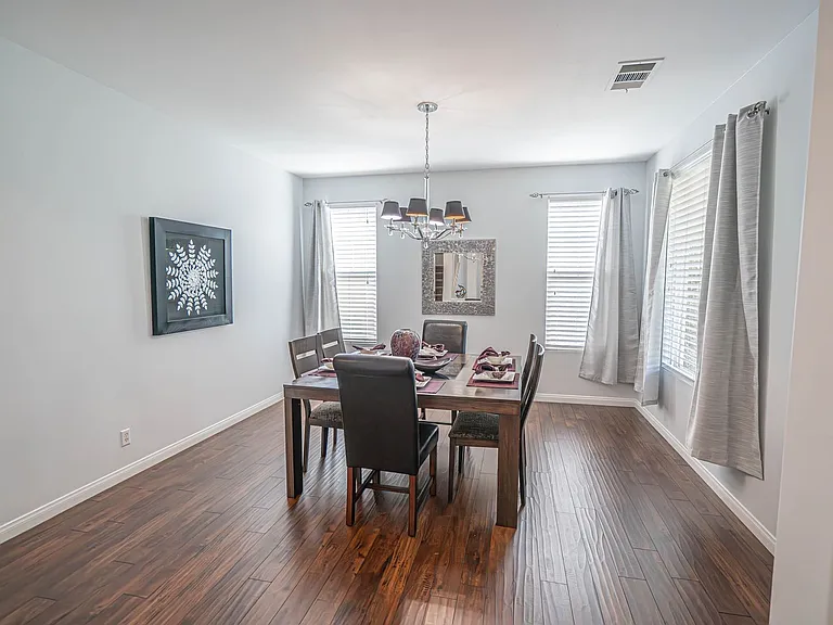 27505 Weeping Willow Dr — Photo 3