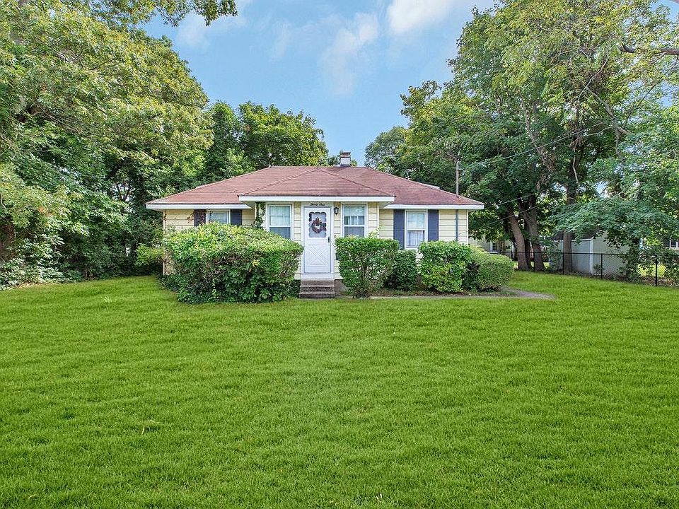 1st image of 31 Willett Ave