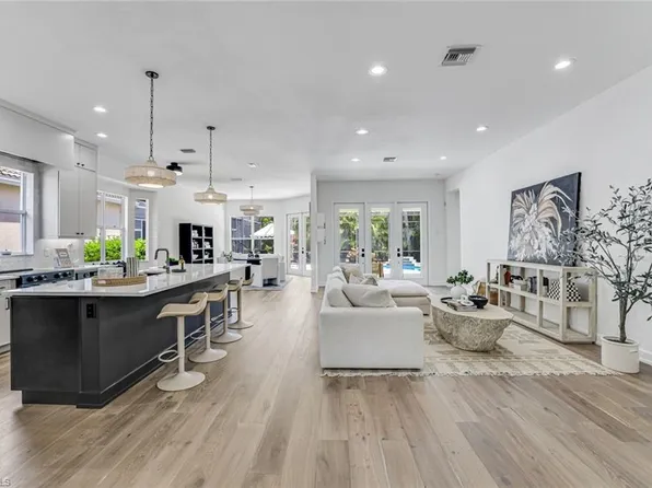 6132 Highwood Park LN, NAPLES, FL 34110