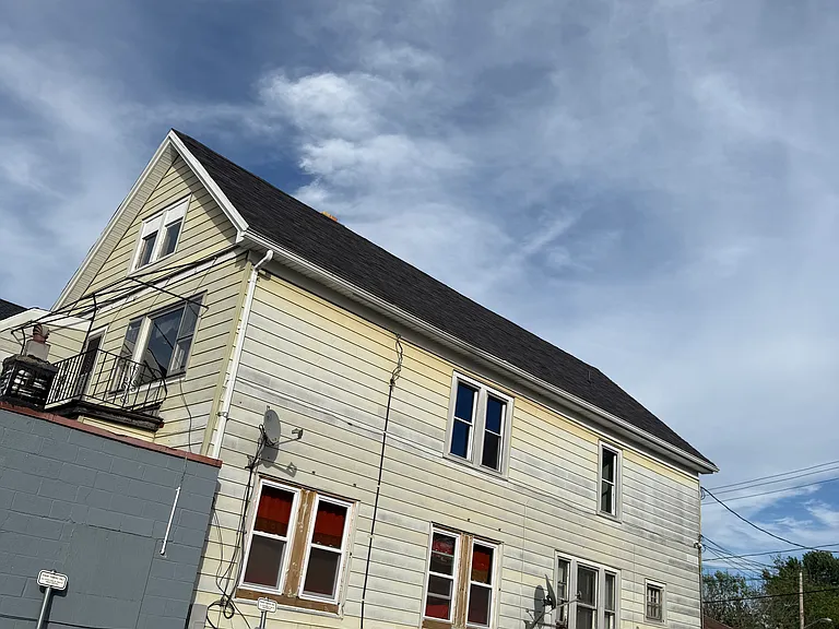 1015 Kensington Ave #2 — Photo 2