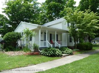 423 W McClure St, Charlotte, MI 48813