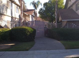 409 S Waverly Ln APT Q, Fresno, CA 93727