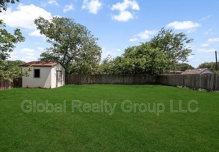306 Meadow Dr — Photo 26