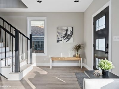 4640 N Harding Ave, Chicago, IL, 60625