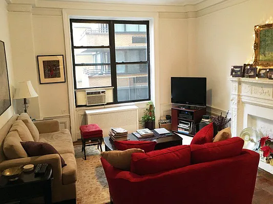 Rented by Sotheby's International Realty | media 1