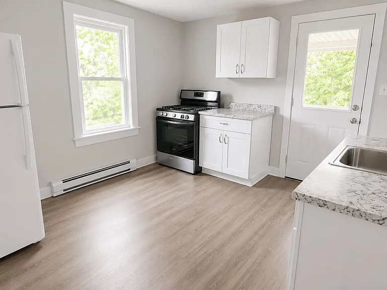 51-53 S Welles St #3 — Photo 2