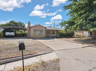 2920 San Isidro St NW, Albuquerque, NM 87104