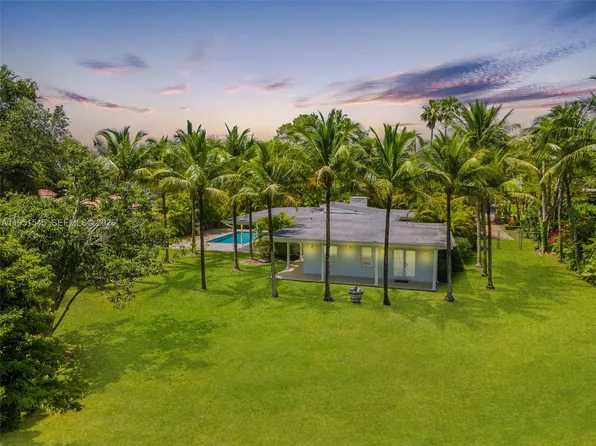 8030 SW 120th St, Pinecrest, FL 33156