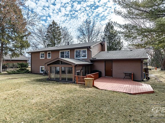 2nd image of 29W376 Wagner Rd