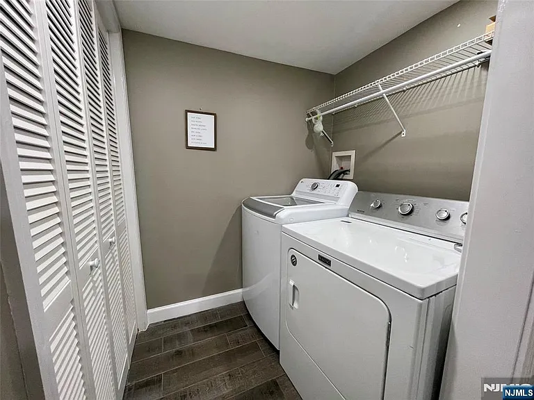 310 E Central Blvd — Photo 5