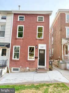 207 E 8th Ave, Conshohocken, PA, 19428