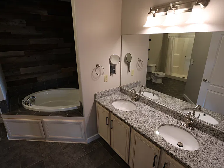 1001 Church St #601 — Photo 10