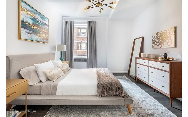 Sold by Douglas Elliman | media 19