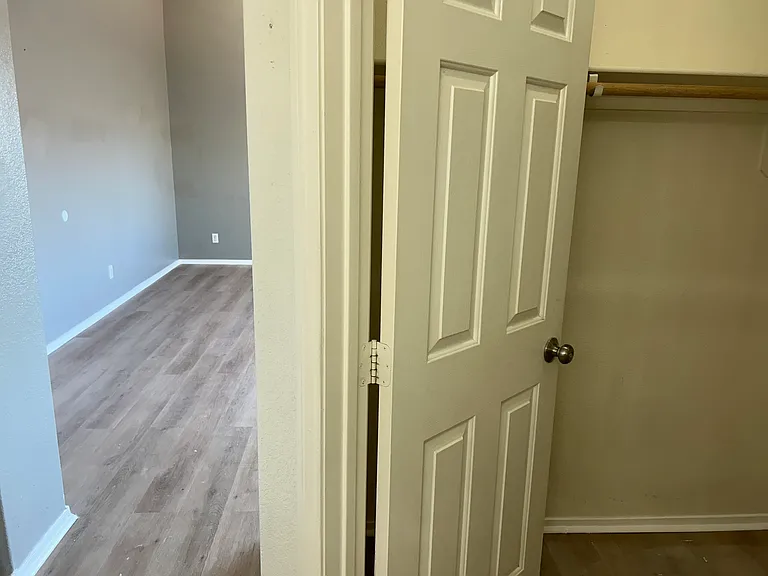 9567 Withering Pine St — Photo 34